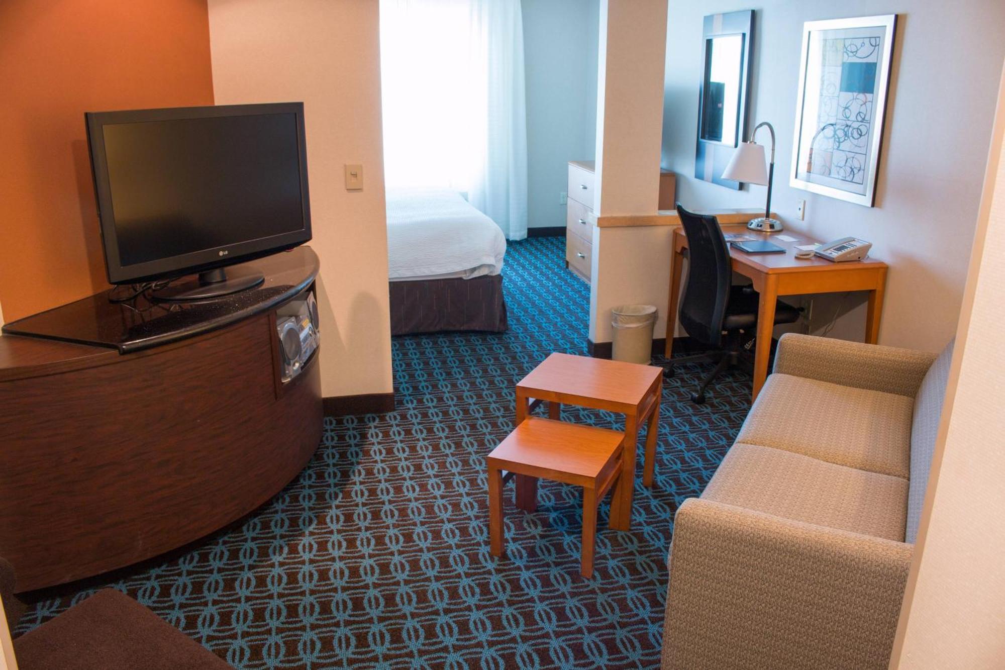 Fairfield Inn & Suites Oakland Hayward Buitenkant foto