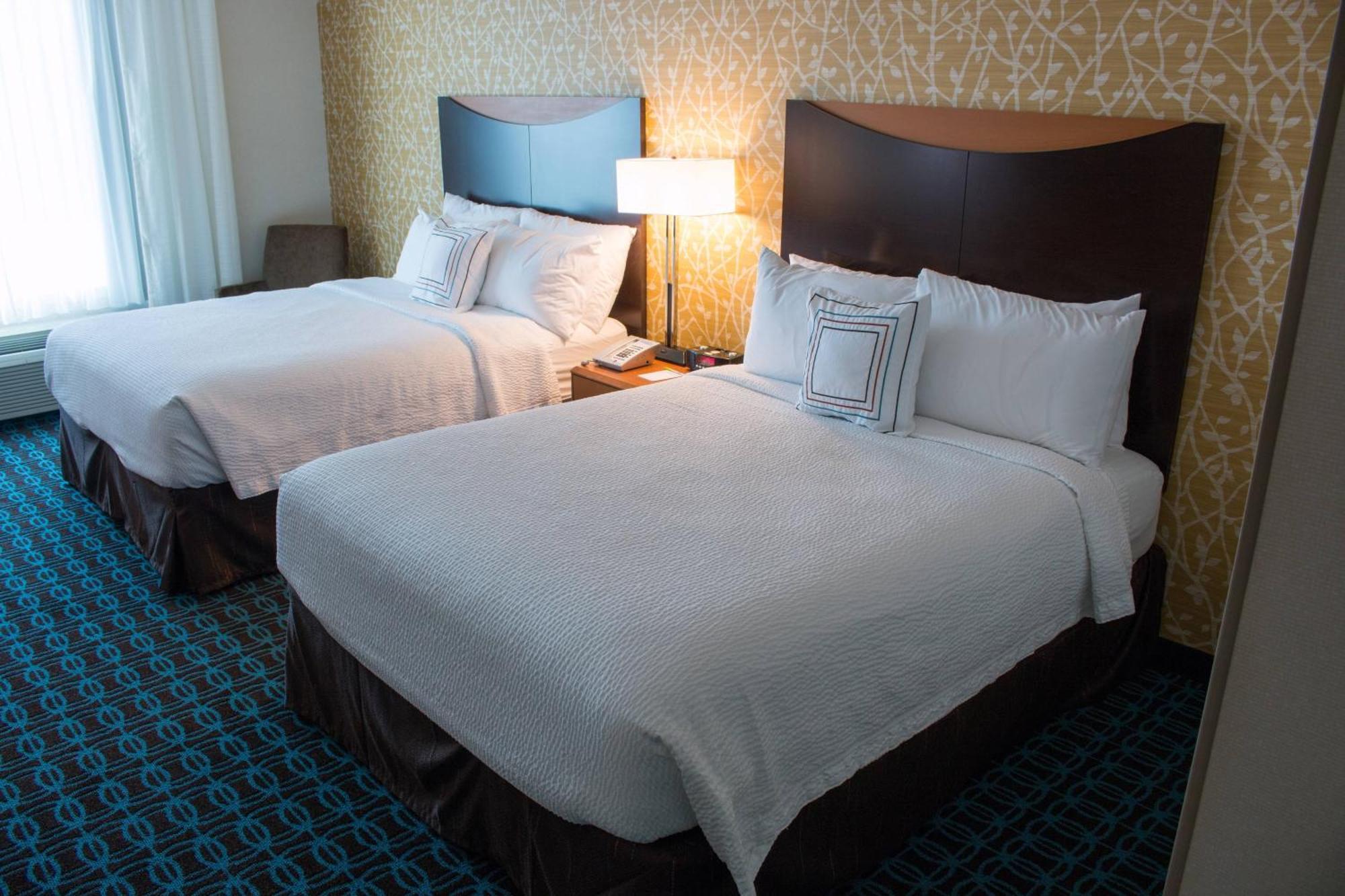 Fairfield Inn & Suites Oakland Hayward Buitenkant foto