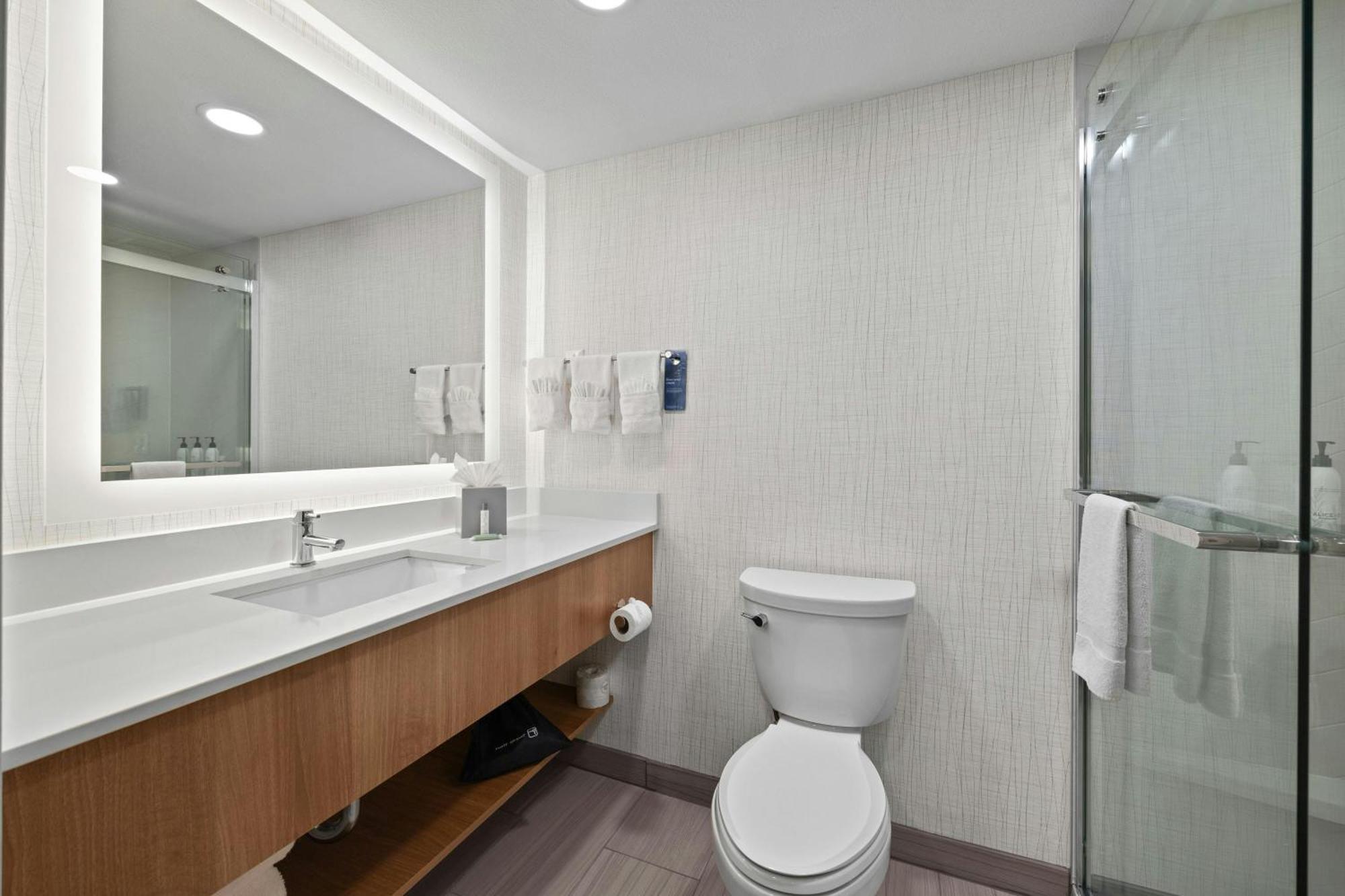 Fairfield Inn & Suites Oakland Hayward Buitenkant foto